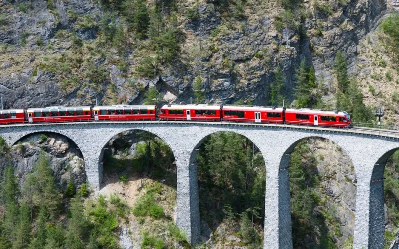 7 europejskich tras kolejowych, które zastąpią samolot w 2026
