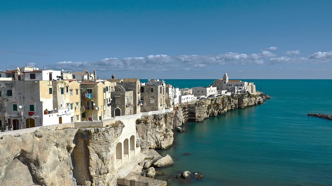 Apulia Co Zobaczyć - 10 Najlepszych Atrakcji i Miejsc Warto Zobaczyć