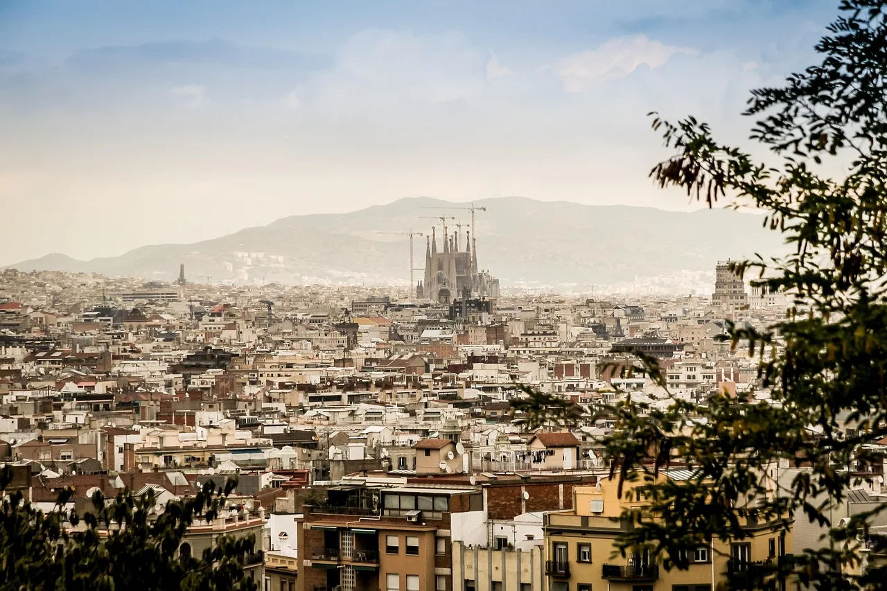 Barcelona atrakcje: 25 Niezapomnianych Miejsc + Plan Zwiedzania 2026