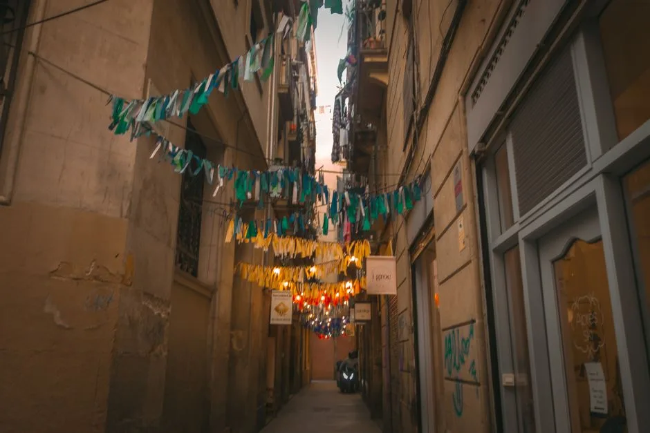 Barcelona Nietypowe Atrakcje - 10 Ukrytych Perełek, Które Musisz Zobaczyć