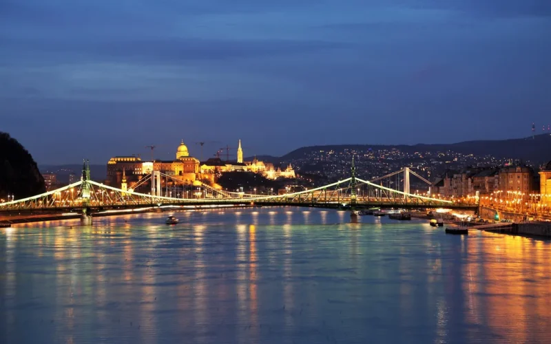 budapeszt, rzeka, most, zamek, światła, w godzinach wieczornych, węgry, cityscape