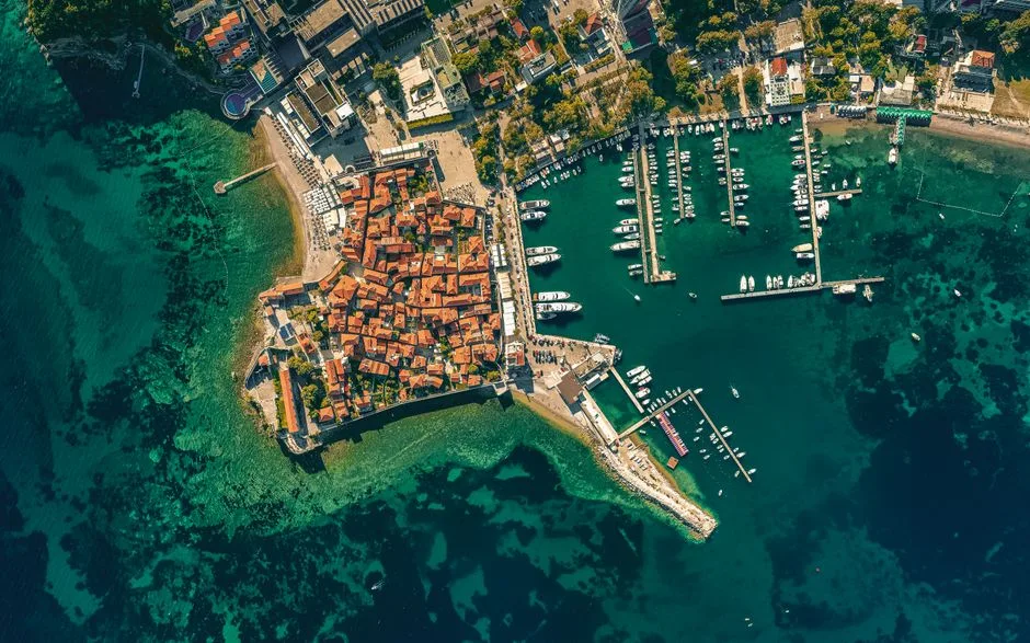Budva co zobaczyć? 10 Najlepszych Atrakcji i Praktyczny Poradnik