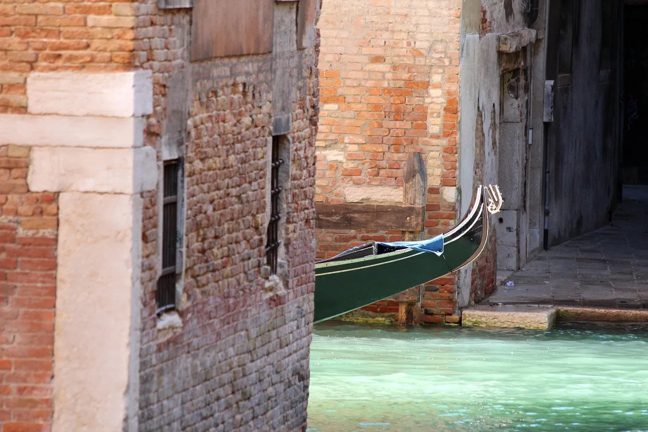 venice, italy, gondola, wenecja, łódź, kanał, włochy, podróż, łodzie, romans, podróże