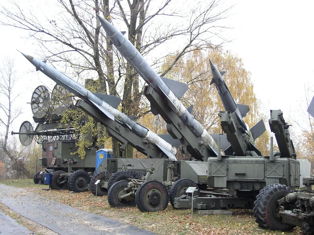 10 muzeów i fortyfikacji w Polsce dla fanów militariów