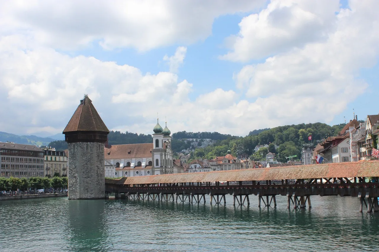Lucerna Na Weekend - Kompletny Przewodnik Po Atrakcjach