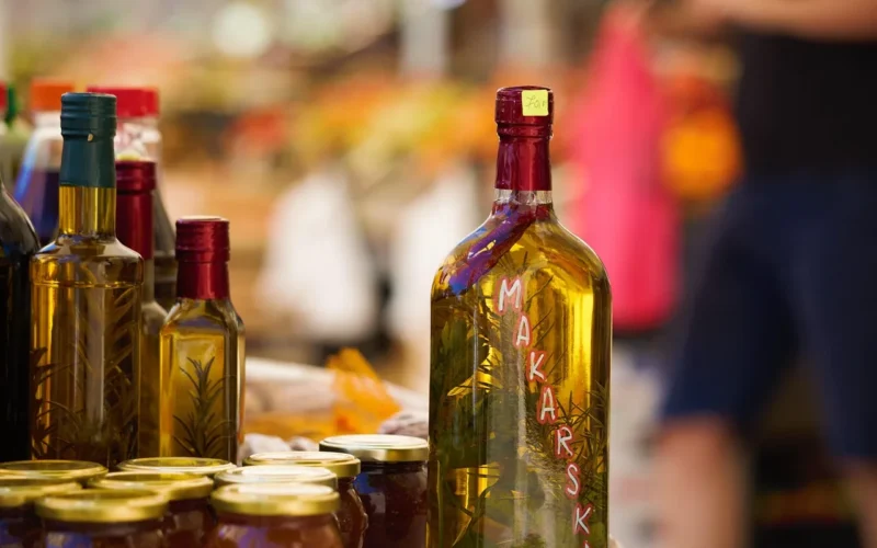 makarska, rynek, oliwa z oliwek, chorwacja, śródziemnomorski, morze adriatyckie