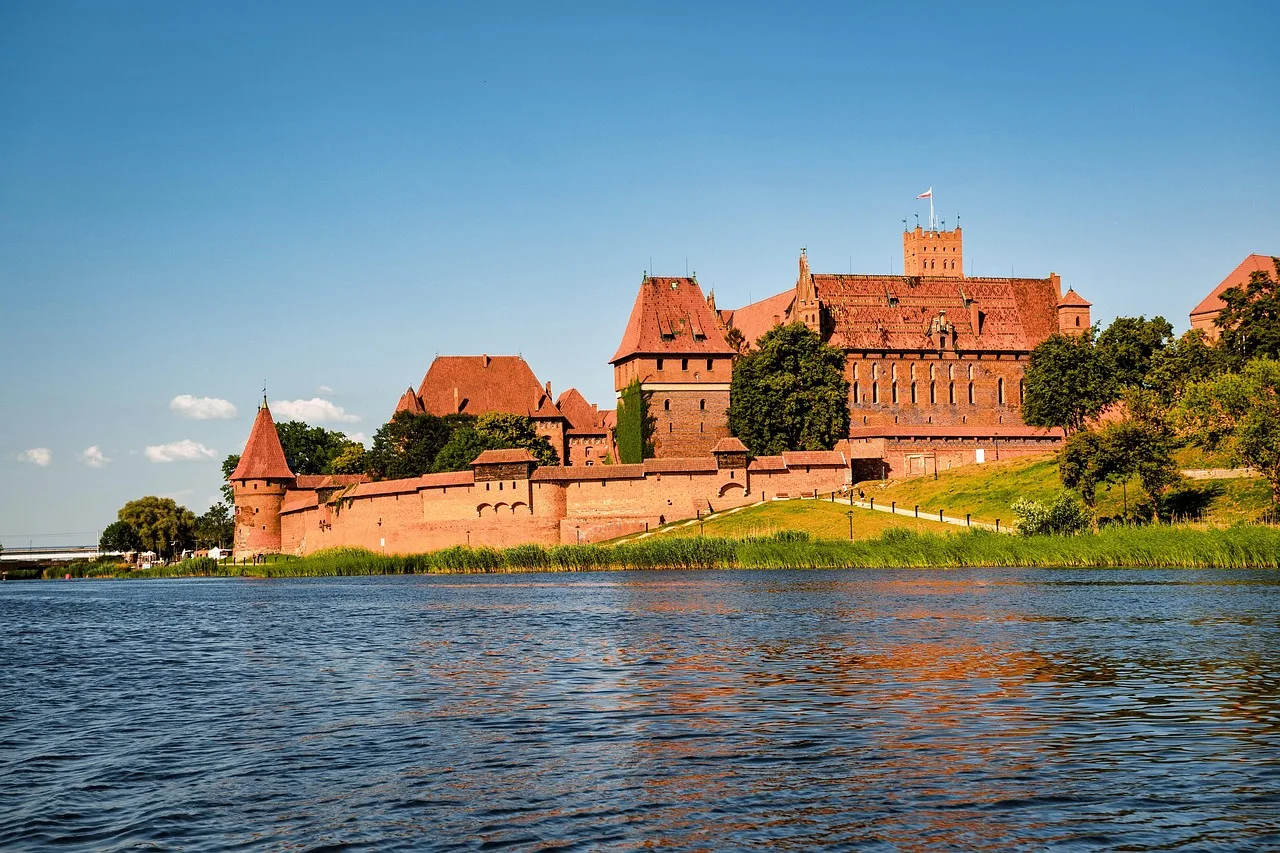 Malbork co zobaczyć: 12 Najlepszych Atrakcji Poza Zamkiem