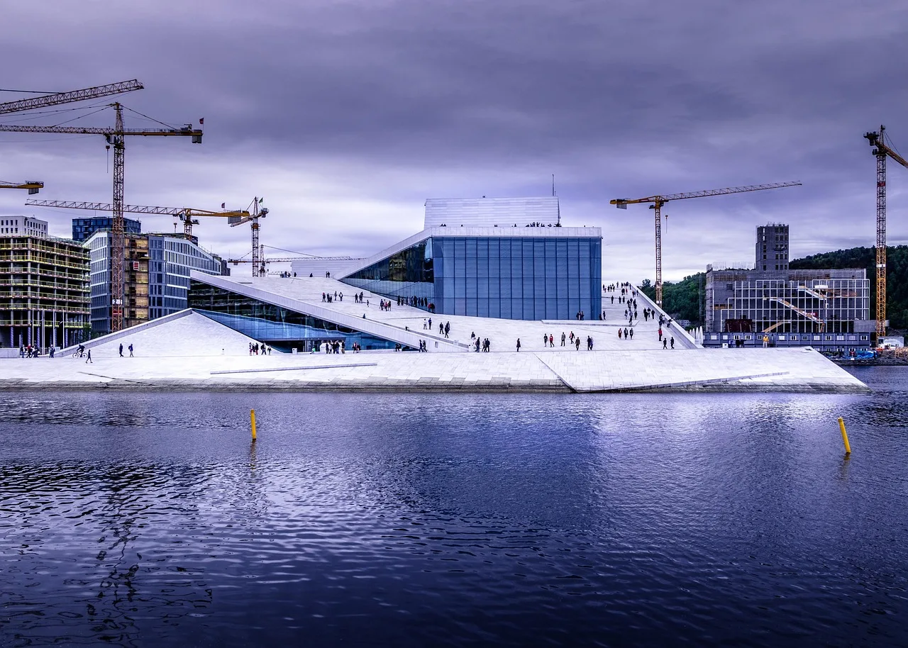Oslo Opinie: Czy Warto Jechać? 10 Powodów i Szczere Wrażenia