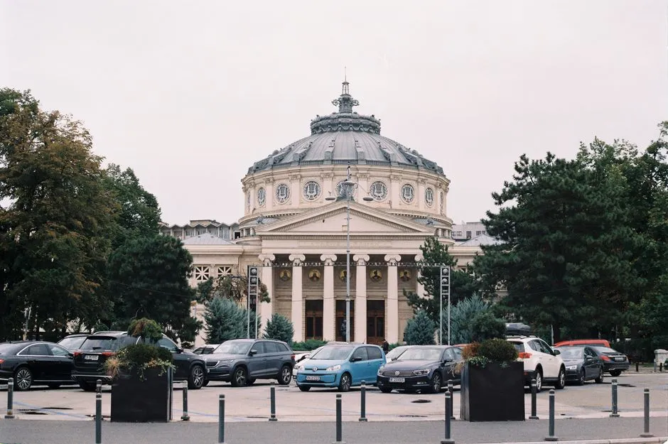 Bukareszt na weekend: Kompletny Przewodnik po Stolicy Rumunii