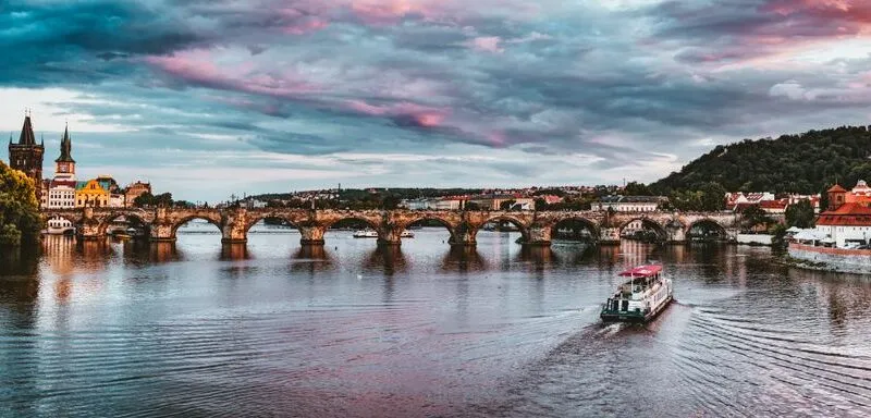 Praga 2026: 10 atrakcji i sposób na uniknięcie tłumów