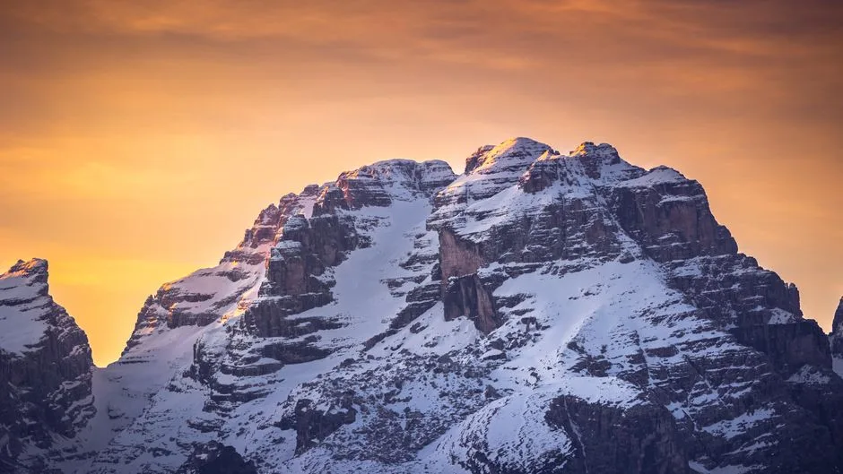 Madonna di Campiglio poza stokiem: co robić na miejscu