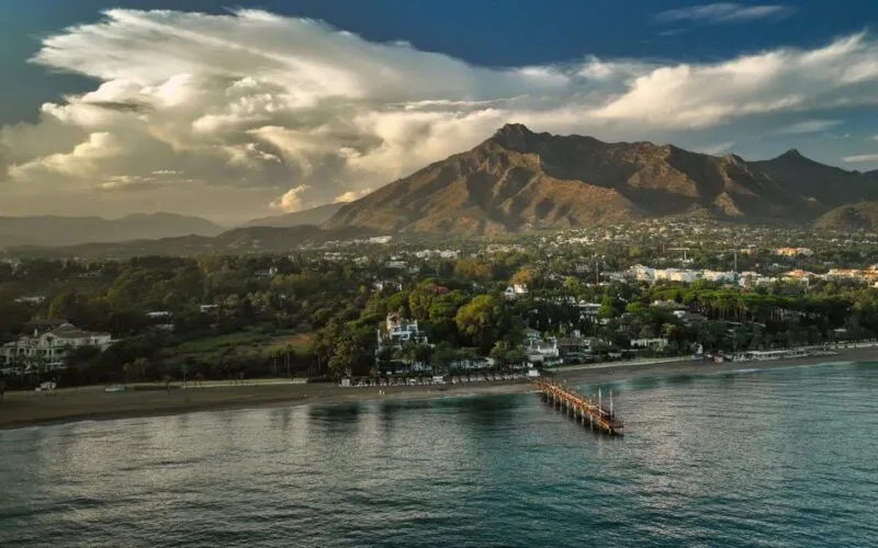 Tanie loty na Costa del Sol 2026 - jak znaleźć promocje