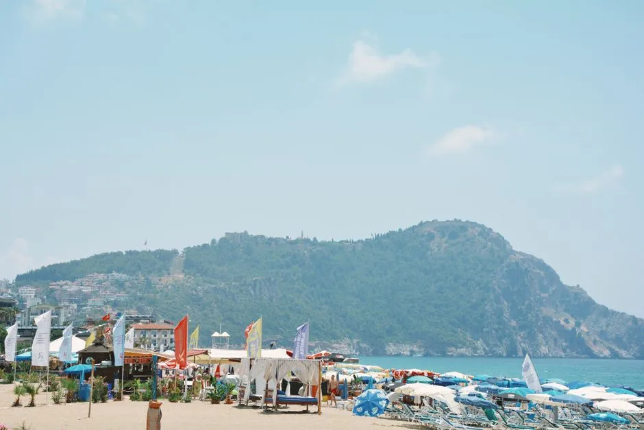 Alanya Loty - 7 Porad Jak Znaleźć Najtańsze Bilety w 2026