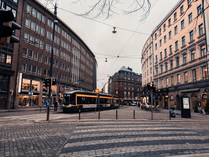 Helsinki Noclegi: 7 Najlepszych Dzielnic i Praktyczny Poradnik 2026