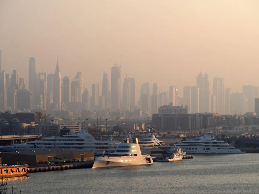 Dubaj Ceny 2027 - Kompletny Przewodnik Po Kosztach Życia i Wakacji