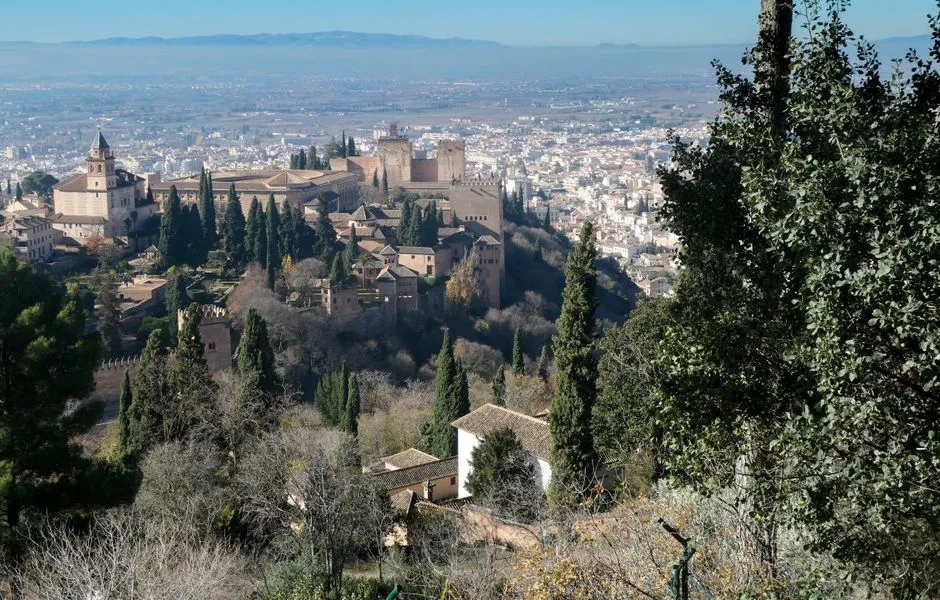Granada Na Weekend - Kompletny Przewodnik Po Hiszpańskim Klejnocie