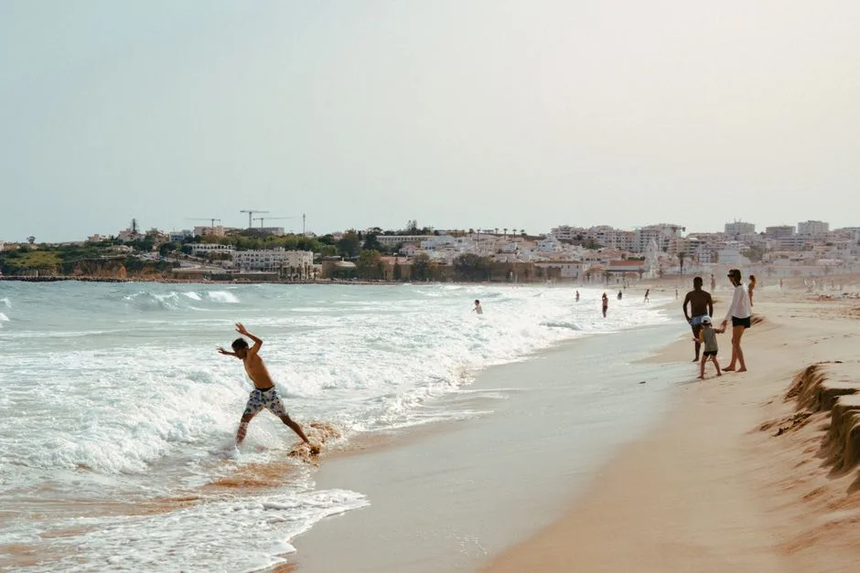 Algarve z dziećmi: plaże i atrakcje na rodzinny urlop