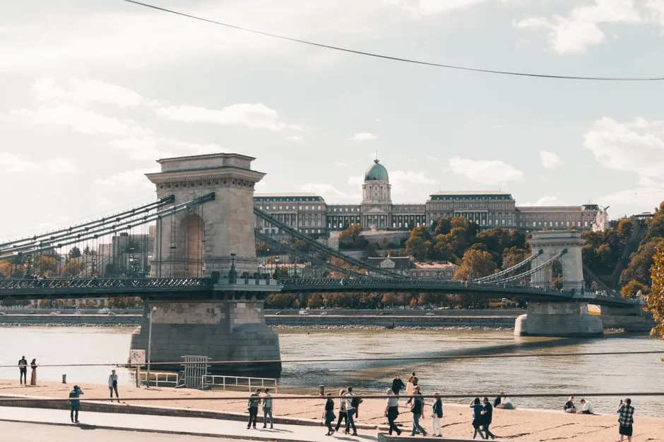 Budapeszt z dziećmi: Kompletny Przewodnik po 20 Najlepszych Atrakcjach