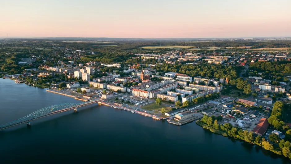 Giżycko w 3 Dni - Kompletny Plan Zwiedzania i Atrakcji