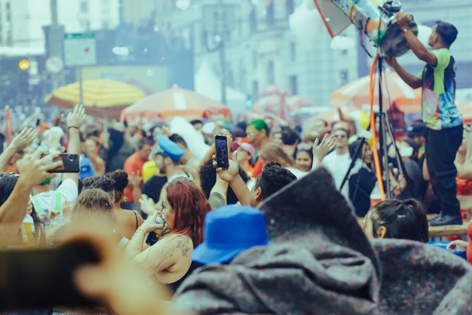 7 największych festiwali na świecie, które musisz przeżyć w 2026