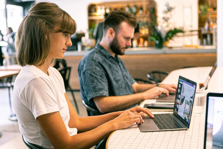 Praca zdalna w Ameryce Pd.: 7 miast z szybkim internetem i tanio