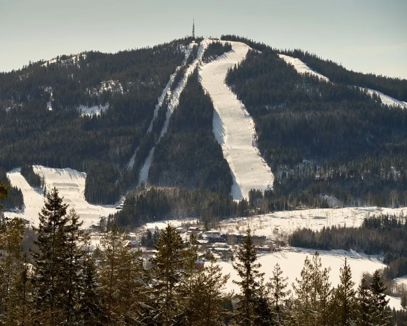 Harrachov Trasy Narciarskie 2026 - Kompletny Przewodnik Dla Narciarzy