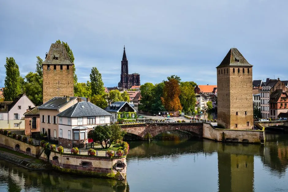 Strasburg w 3 Dni - Kompletny Plan Zwiedzania i Najlepsze Atrakcje