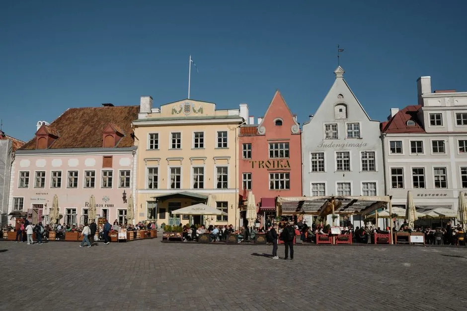 Tallinn co zjeść? Przewodnik po 10 Najlepszych Miejscach