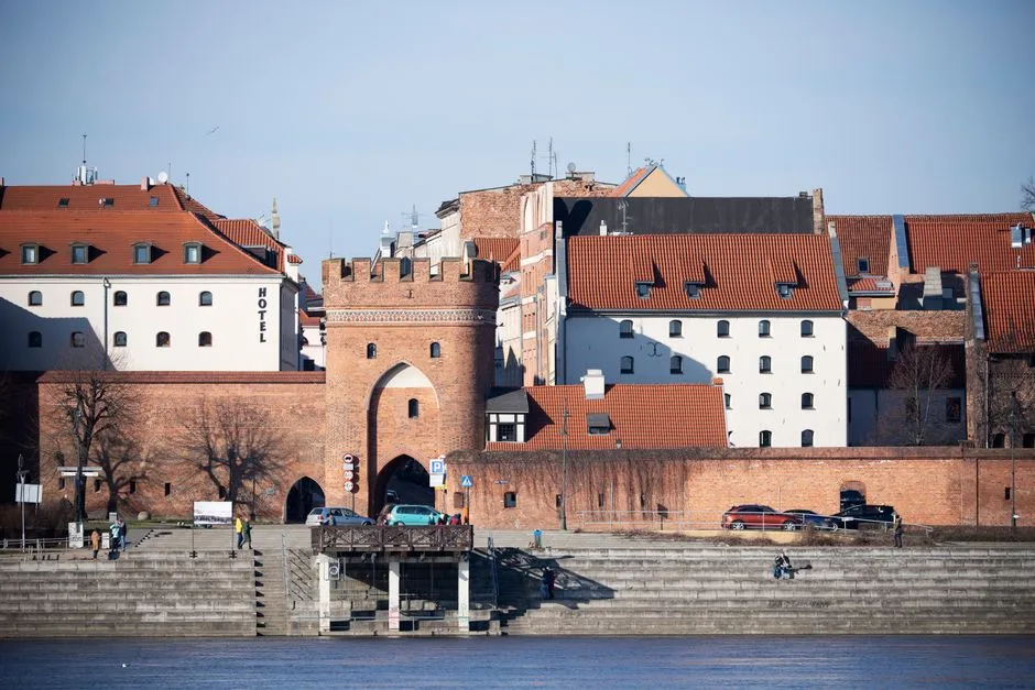 Toruń na weekend: Kompletny Plan Zwiedzania + 20 Najlepszych Atrakcji