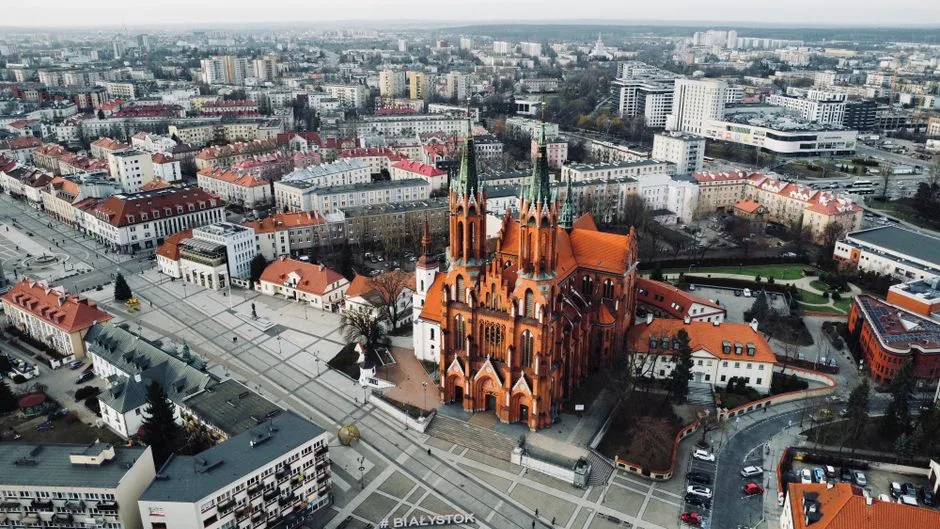 Zamość Loty Widokowe - 5 Niezapomnianych Przygód w Powietrzu